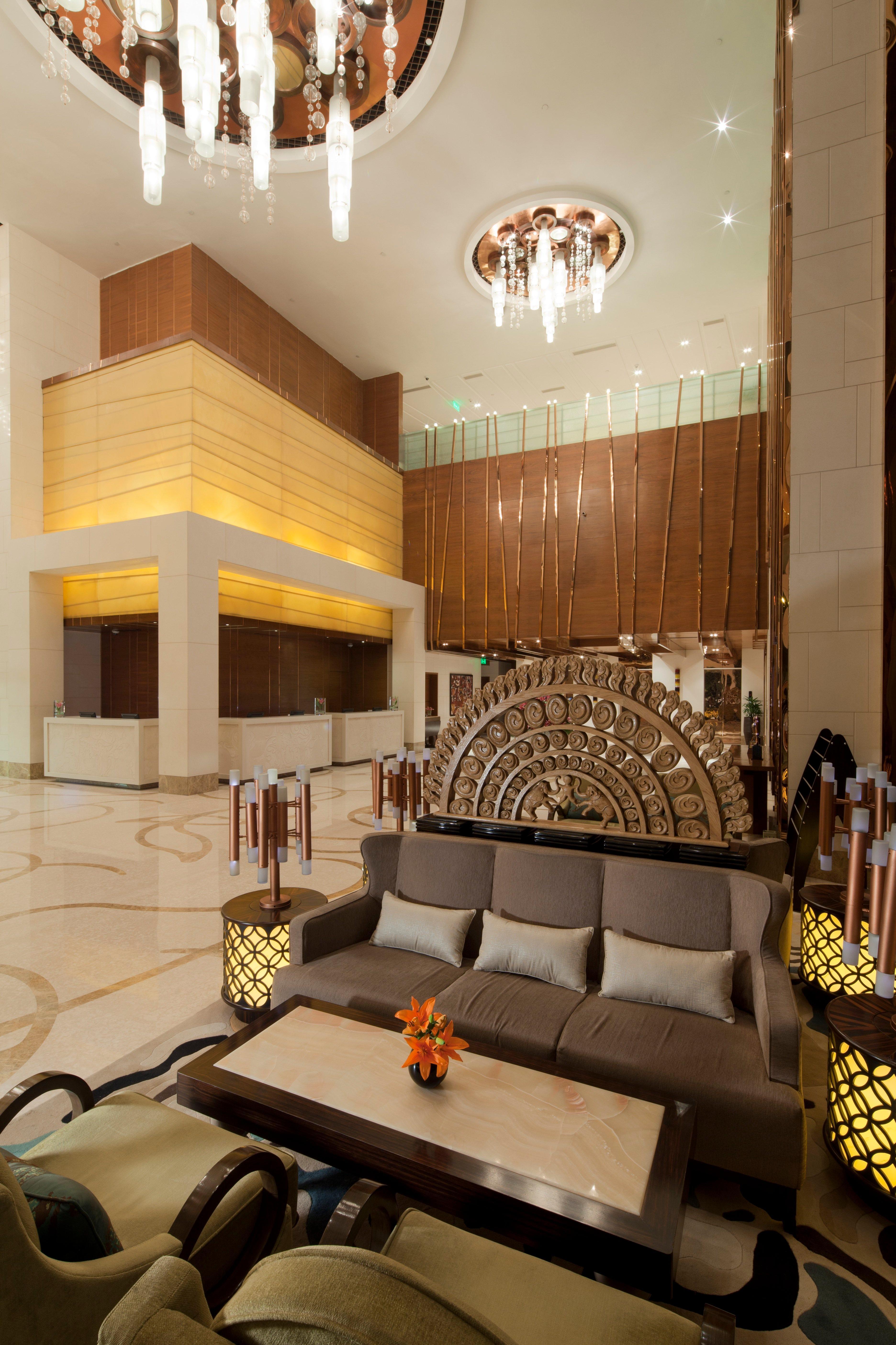 Hotel Crowne Plaza New Delhi Okhla By Ihg Esterno foto The lobby of the hotel